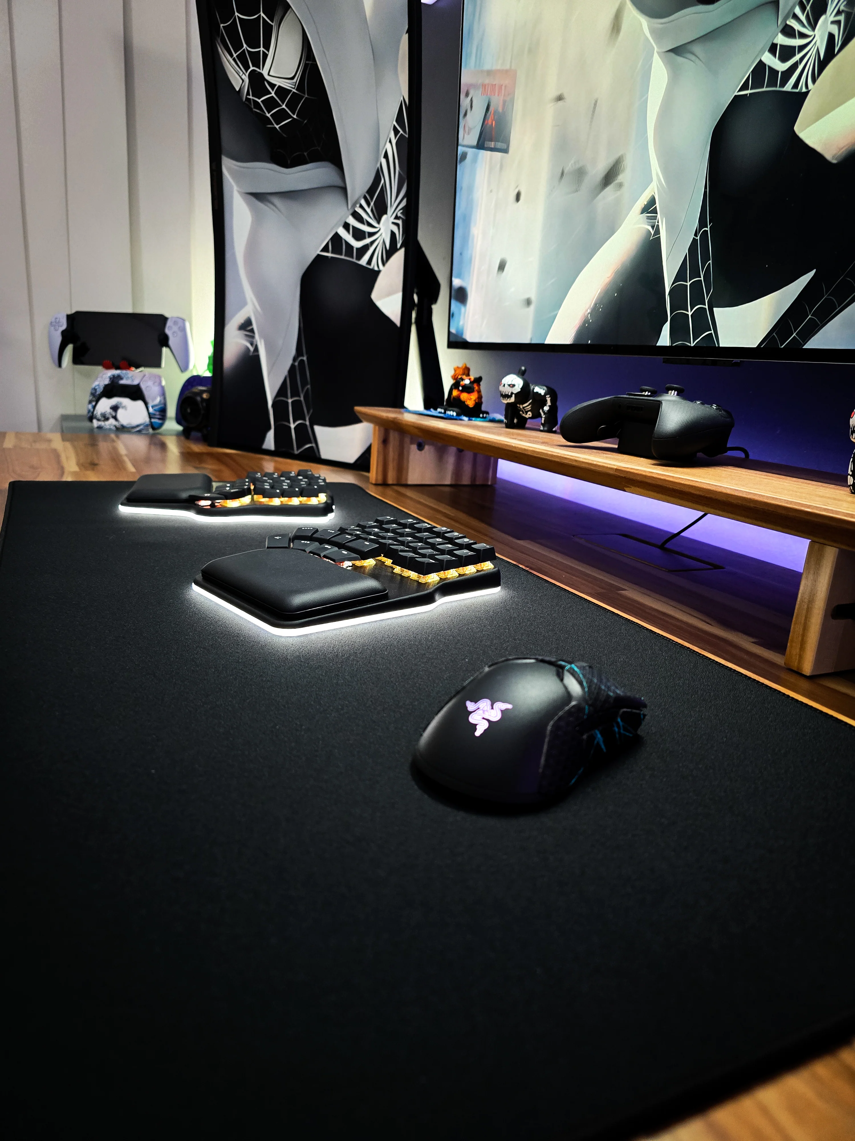 Black Deskmat - Image 6